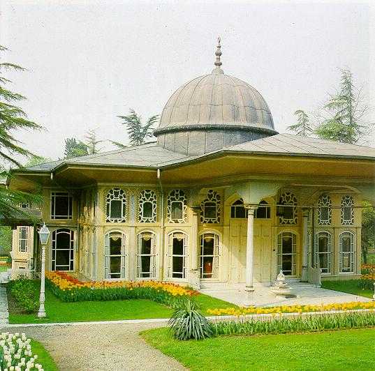 Aynalıkavak Pavilion