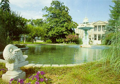 Dolmabahçe Palace